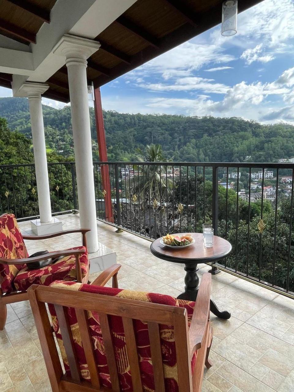 Kandyan View Homestay -Foreign Eksteriør bilde